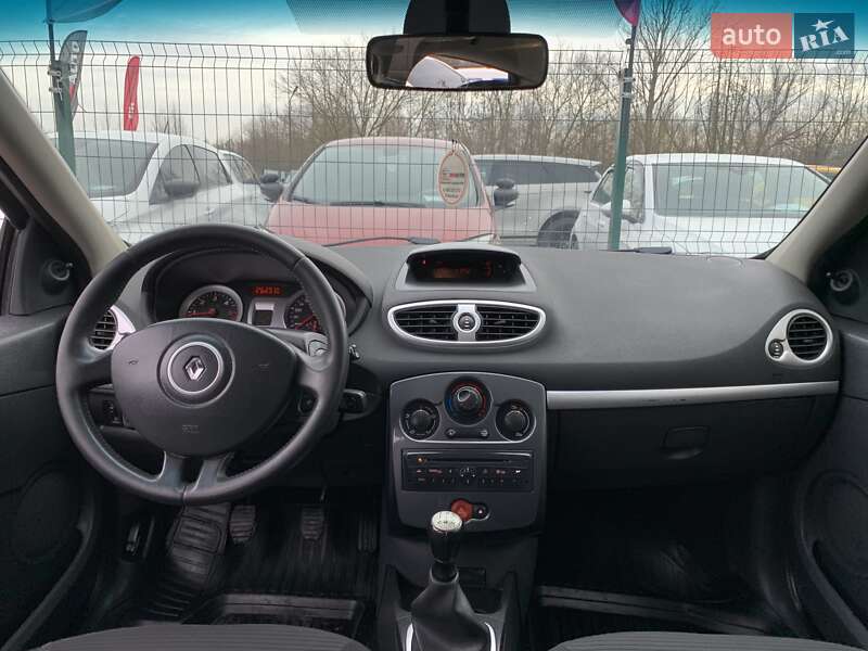 Хэтчбек Renault Clio 2012 в Бердичеве