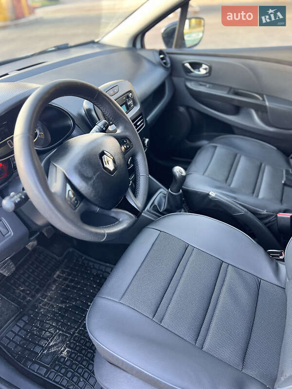 Хэтчбек Renault Clio 2014 в Луцке