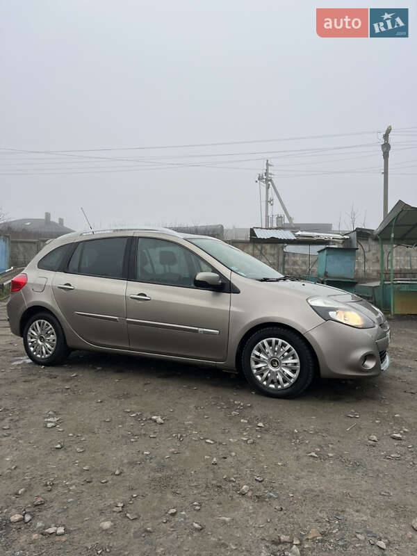 Renault Clio 2009 Renault Clio 2009