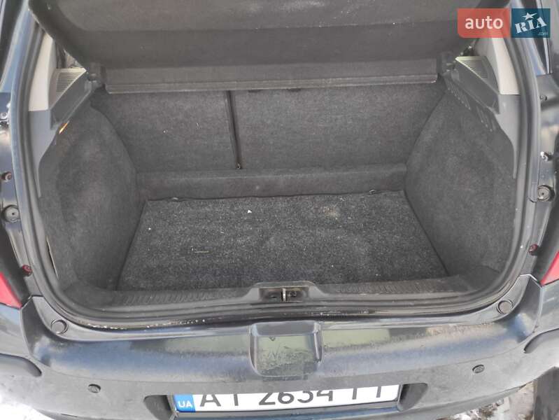 Хэтчбек Renault Clio 2007 в Коломые фото 24 Хэтчбек Renault Clio 2007 в Коломые