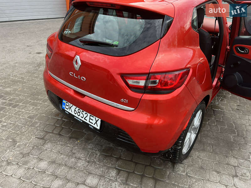 Хэтчбек Renault Clio 2012 в Ровно