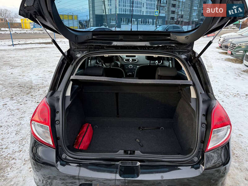Хэтчбек Renault Clio 2011 в Коломые фото 29 Хэтчбек Renault Clio 2011 в Коломые