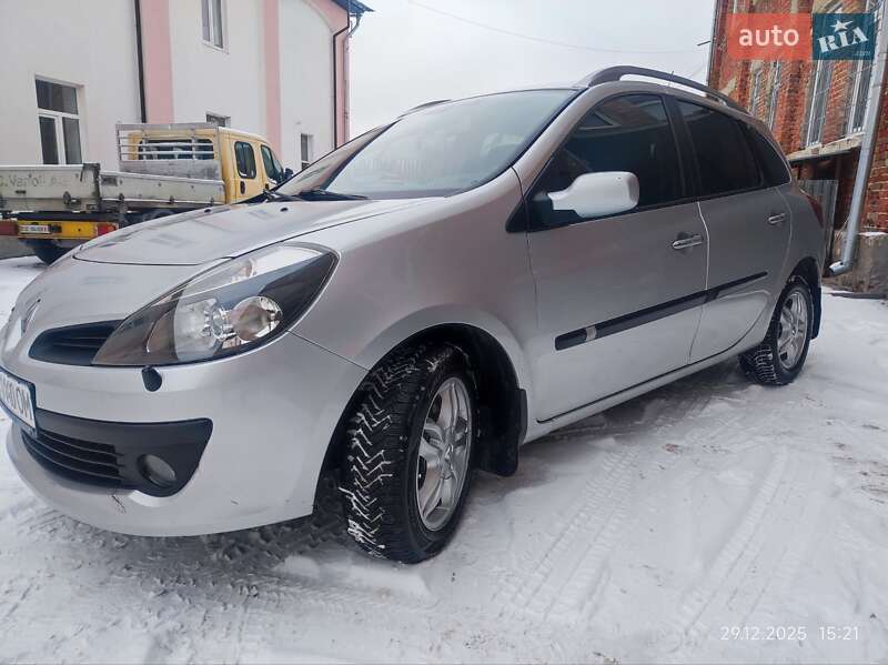 Универсал Renault Clio 2009 в Львове фото 18 Универсал Renault Clio 2009 в Львове