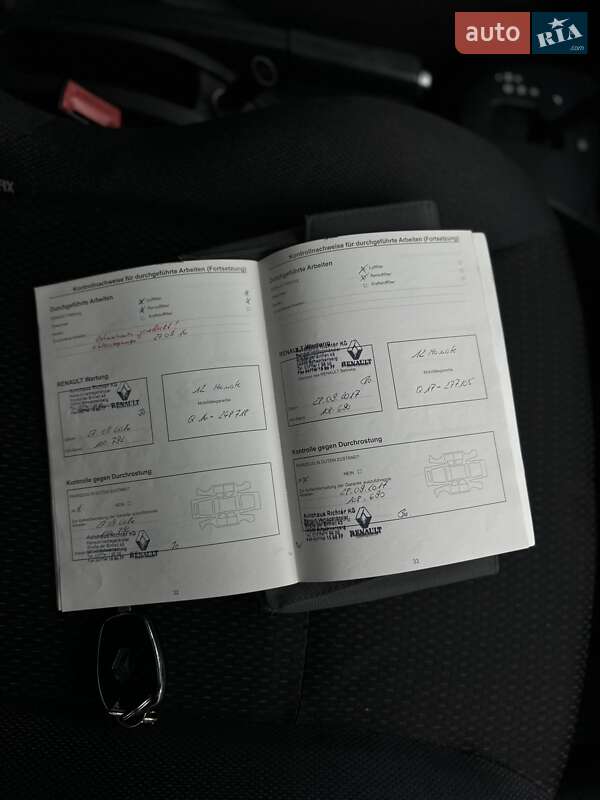 Хэтчбек Renault Clio 2006 в Коломые