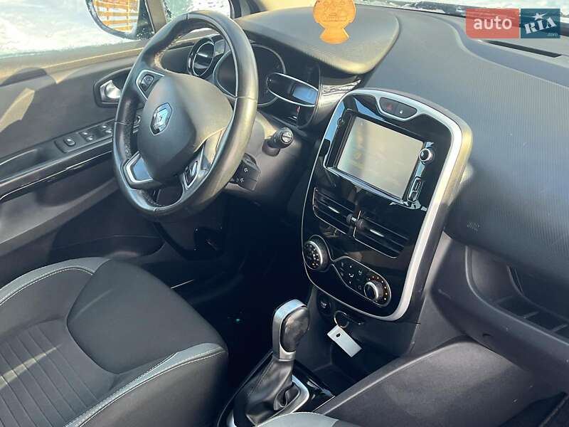 Хэтчбек Renault Clio 2016 в Киеве