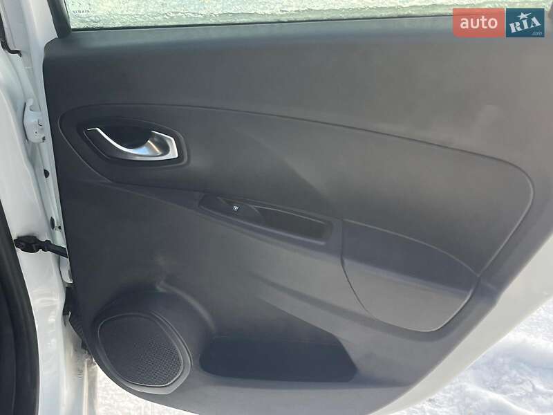 Хэтчбек Renault Clio 2016 в Киеве