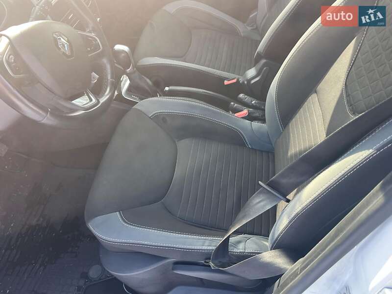 Хэтчбек Renault Clio 2016 в Киеве