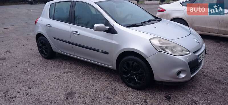 Хэтчбек Renault Clio 2010 в Павлограде