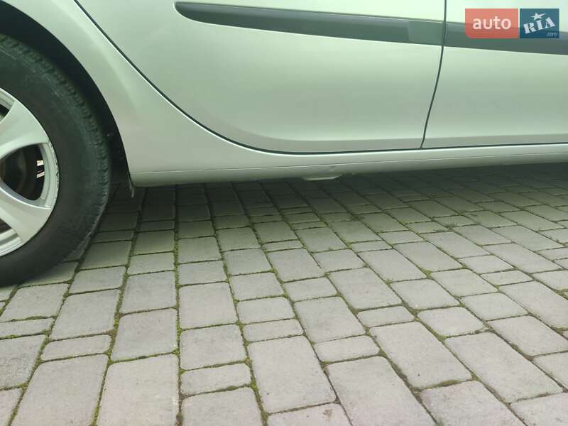 Универсал Renault Clio 2008 в Черновцах