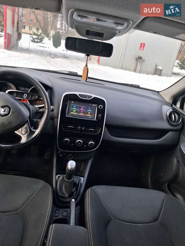 Универсал Renault Clio 2016 в Конотопе