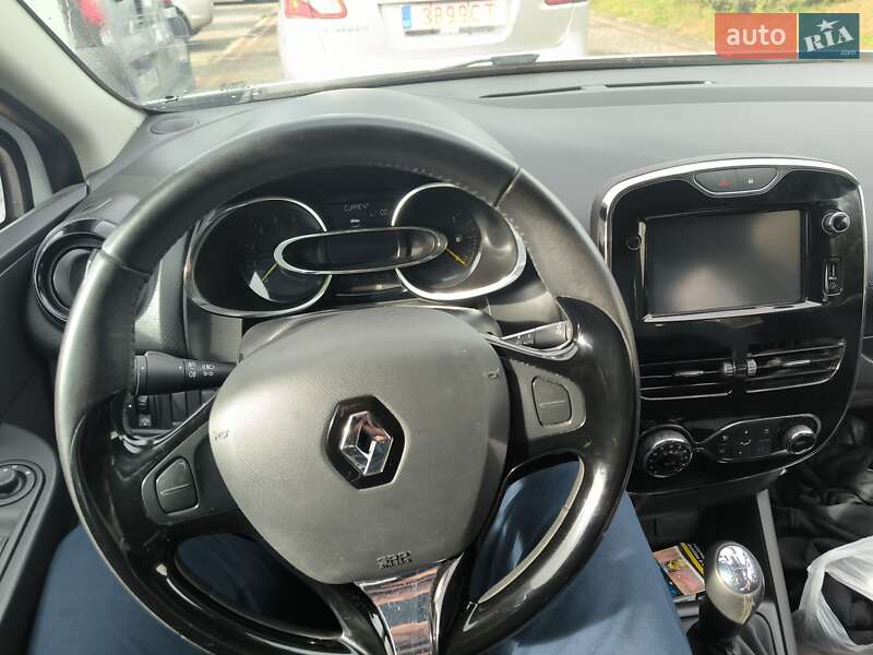 Универсал Renault Clio 2013 в Решетиловке