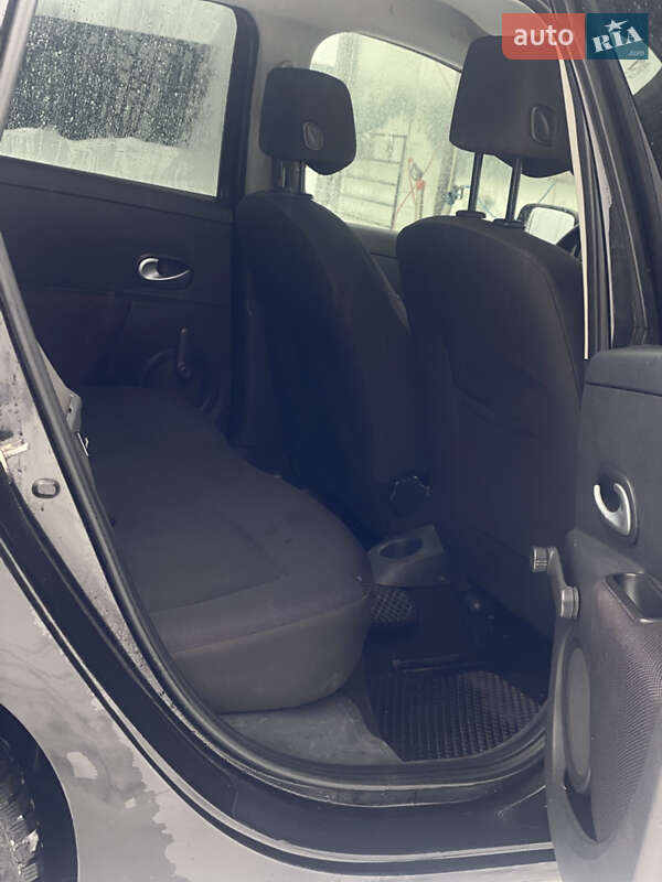 Универсал Renault Clio 2008 в Львове