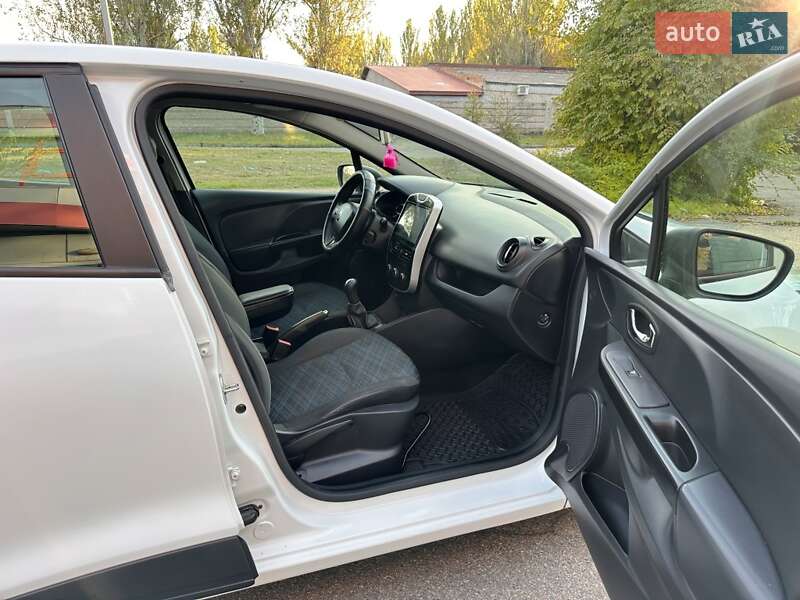Хэтчбек Renault Clio 2013 в Запорожье