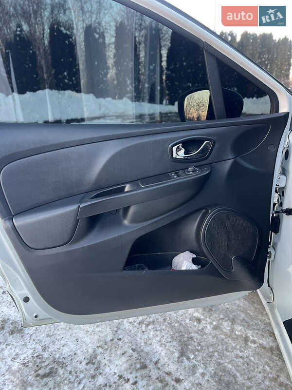 Хэтчбек Renault Clio 2014 в Ровно фото 26 Хэтчбек Renault Clio 2014 в Ровно