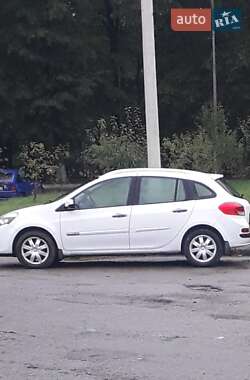 Універсал Renault Clio 2011 в Івано-Франківську