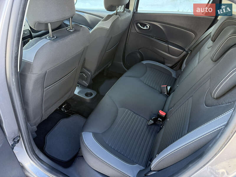 Универсал Renault Clio 2015 в Луцке