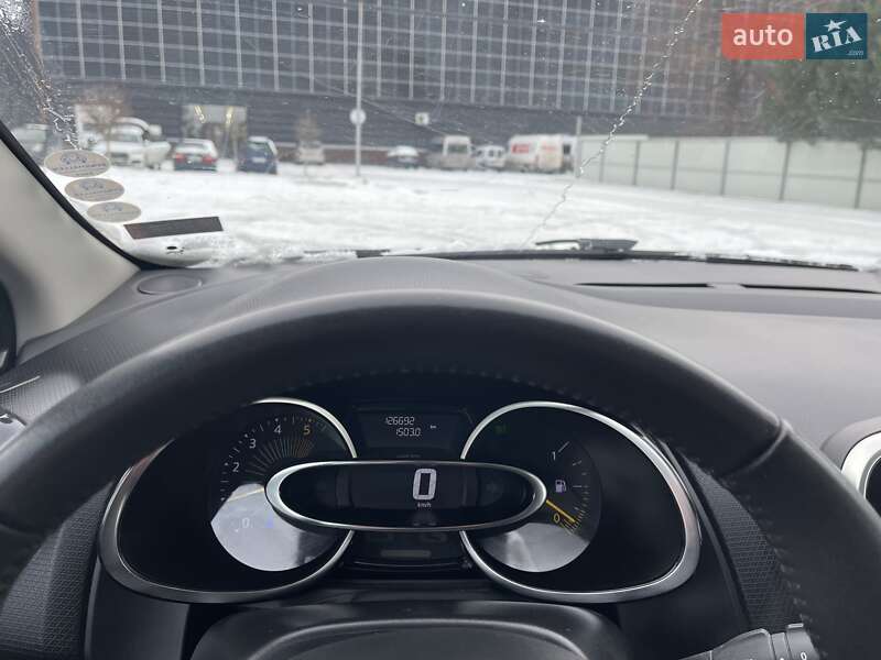 Универсал Renault Clio 2016 в Луцке фото 30 Универсал Renault Clio 2016 в Луцке