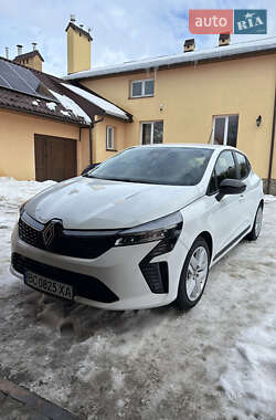 Хэтчбек Renault Clio 2024 в Львове