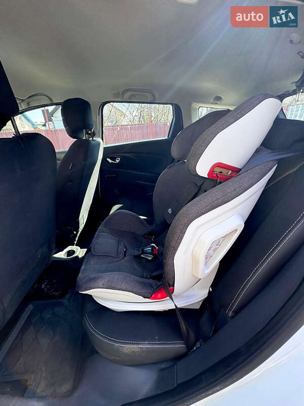 Универсал Renault Clio 2014 в Волчинце фото 13 Универсал Renault Clio 2014 в Волчинце