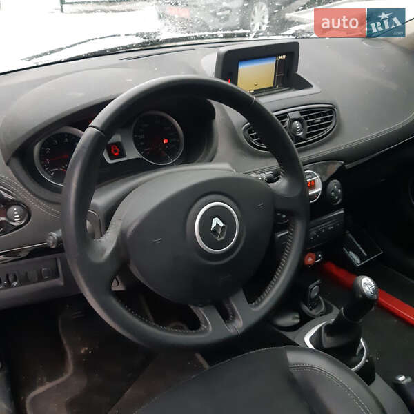 Универсал Renault Clio 2011 в Житомире