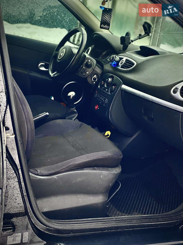 Універсал Renault Clio 2008 в Львові