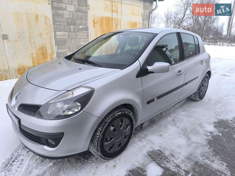 Хетчбек Renault Clio 2006 в Красилові фото 2 Хетчбек Renault Clio 2006 в Красилові