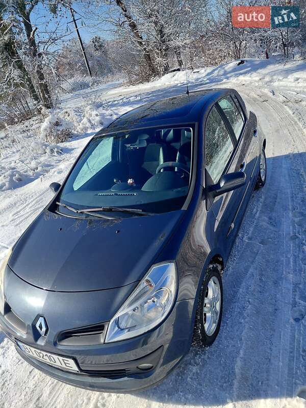 Хэтчбек Renault Clio 2007 в Полтаве фото 30 Хэтчбек Renault Clio 2007 в Полтаве