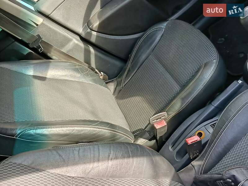 Хэтчбек Renault Clio 2011 в Коломые фото 3 Хэтчбек Renault Clio 2011 в Коломые