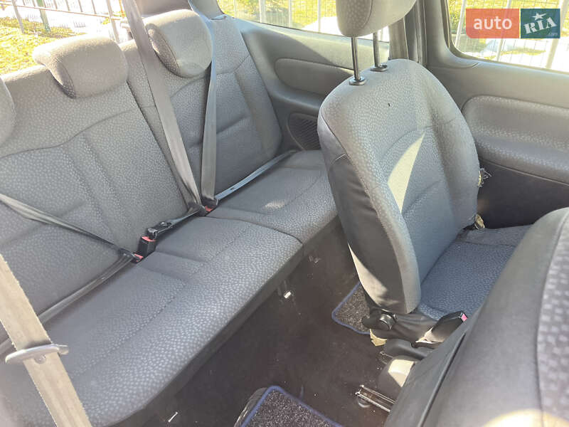 Хэтчбек Renault Clio 2007 в Львове