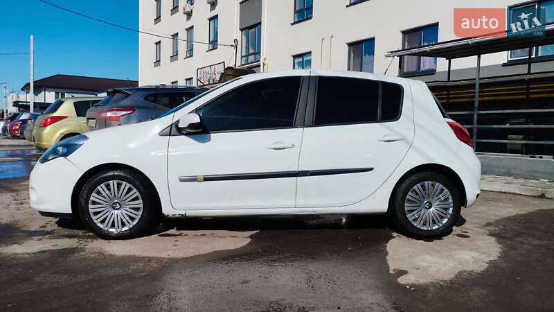 Хетчбек Renault Clio 2010 в Києві