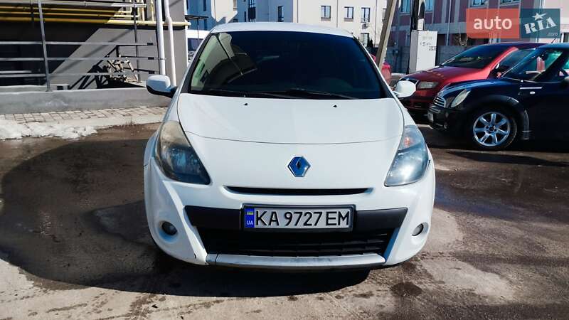 Хетчбек Renault Clio 2010 в Києві