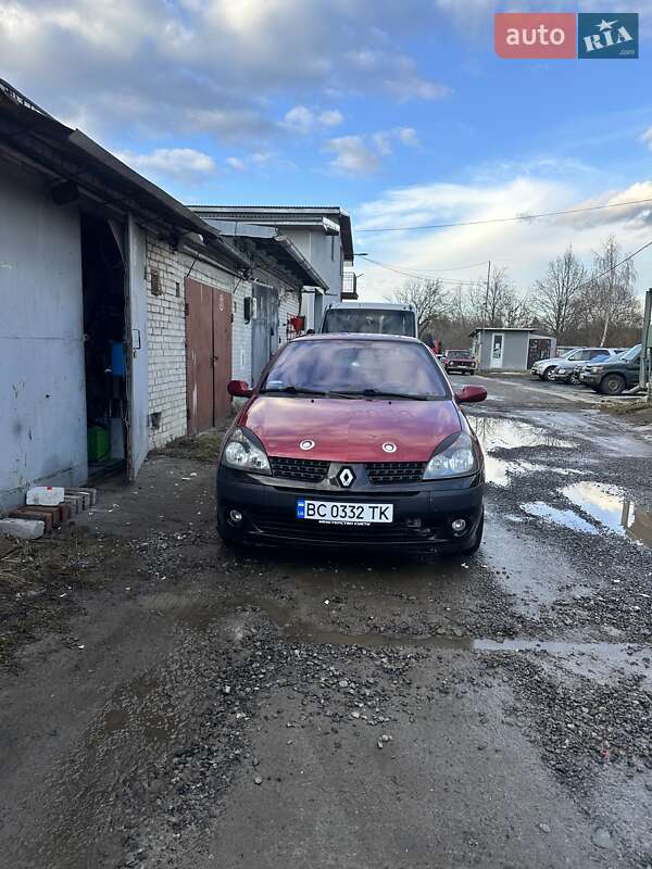 Хэтчбек Renault Clio 2002 в Львове