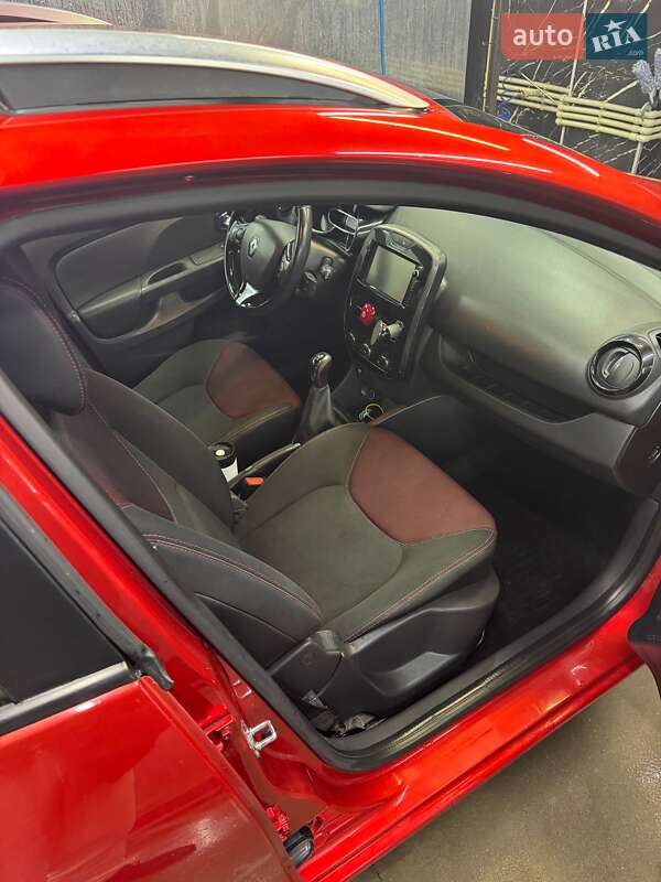 Универсал Renault Clio 2014 в Львове фото 4 Универсал Renault Clio 2014 в Львове