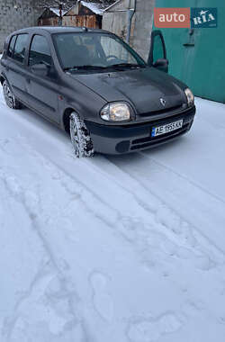 Хетчбек Renault Clio 2000 в Дніпрі