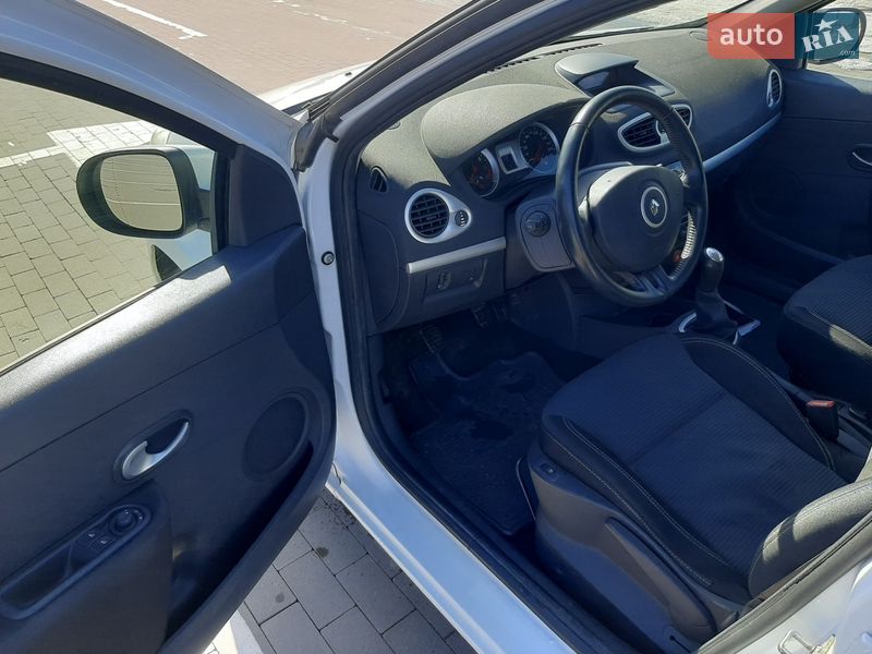 Універсал Renault Clio 2012 в Сумах