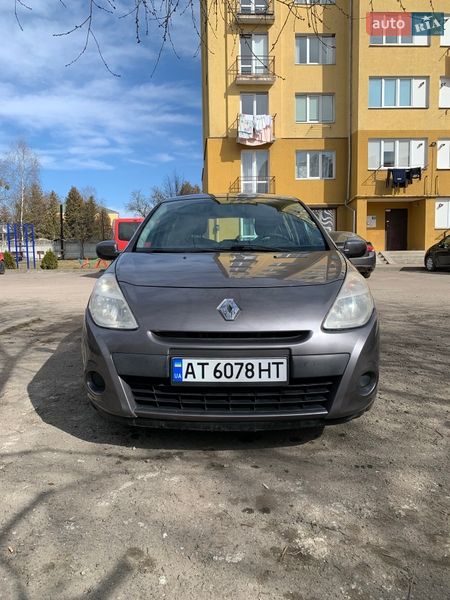 Хэтчбек Renault Clio 2010 в Ивано-Франковске