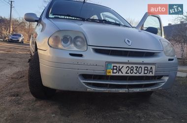 Хэтчбек Renault Clio 2002 в Ровно