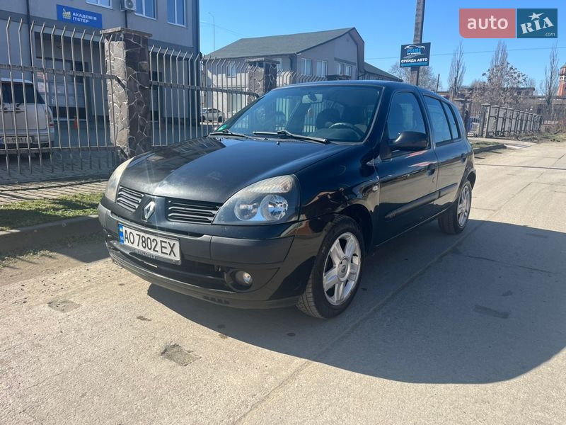 Хетчбек Renault Clio 2005 в Мукачевому
