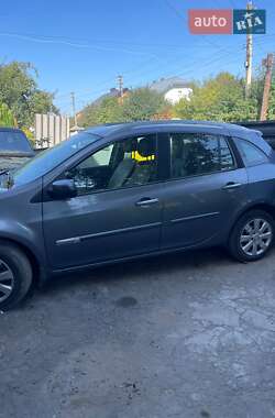 Хэтчбек Renault Clio 2009 в Тернополе