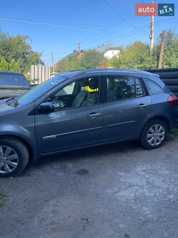 Хэтчбек Renault Clio 2009 в Тернополе