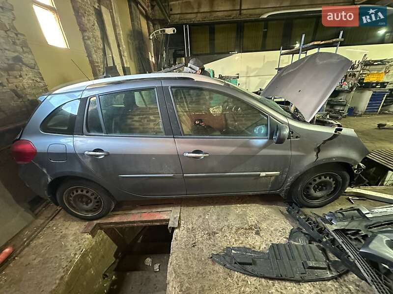 Хэтчбек Renault Clio 2009 в Тернополе