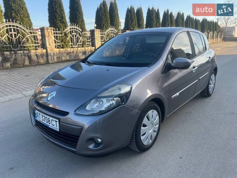 Хэтчбек Renault Clio 2011 в Ивано-Франковске