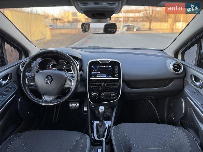 Универсал Renault Clio 2015 в Днепре