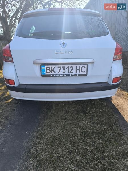 Універсал Renault Clio 2012 в Сарнах