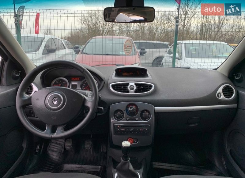 Універсал Renault Clio 2012 в Сарнах