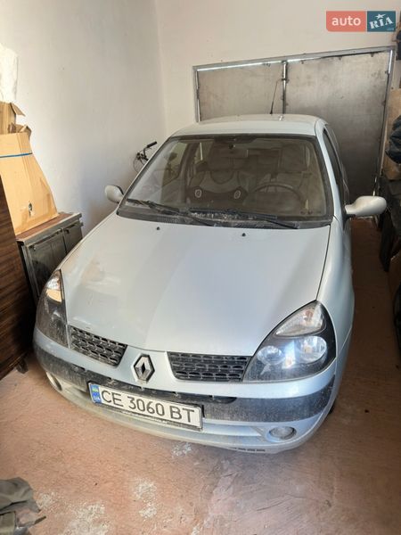 Хэтчбек Renault Clio 2001 в Черновцах