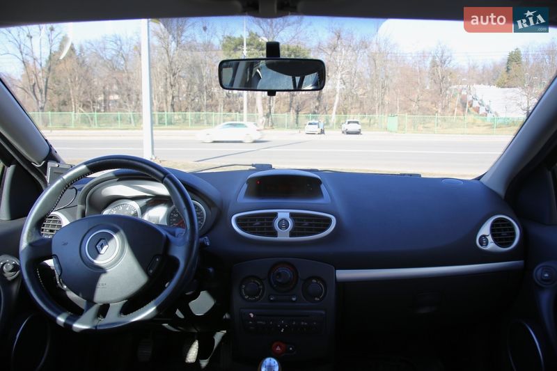 Универсал Renault Clio 2010 в Харькове