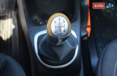 Универсал Renault Clio 2010 в Харькове