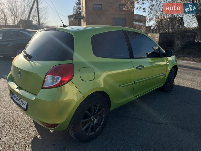 Хэтчбек Renault Clio 2009 в Белой Церкви