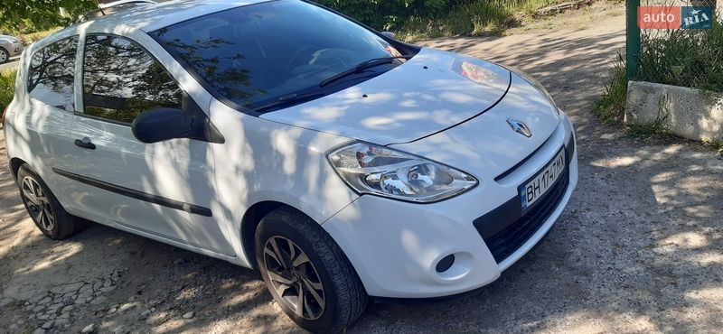 Хэтчбек Renault Clio 2010 в Одессе фото 4 Хэтчбек Renault Clio 2010 в Одессе